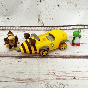 K'NEX Vintage Mario Kart Bumble V Building Pullback Kart - Yoshi & Donkey Kong
